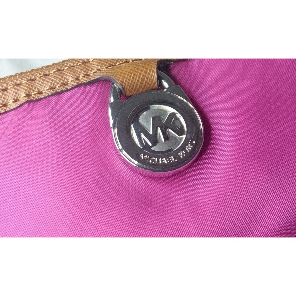 Michael Kors Kempton Bag Zip Pocket Nylon Crossbody Bag Fuchsia Pink SMALL - Picture 7 of 10